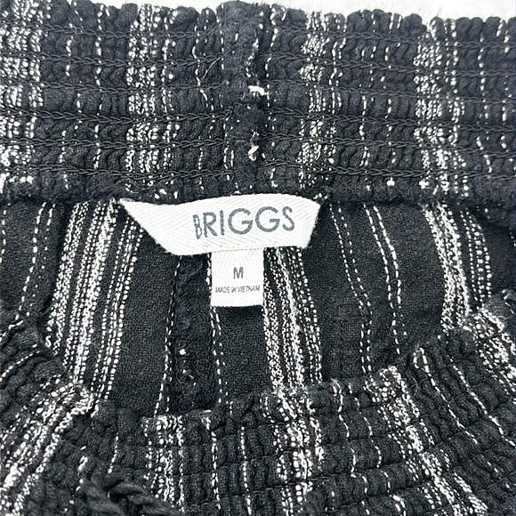 Briggs Women’s linen & Rayon Shorts. Size Medium. Black & White. 4 Pockets. - Picture 5 of 8